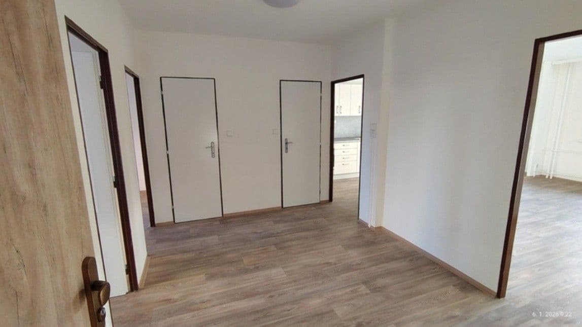 4 bedroom flat to rent, 100 m², Benešova, Kutná Hora, Středočeský Region 4 bedroom flat to rent, 100 m², Benešova, Kutná Hora, Středočeský Region