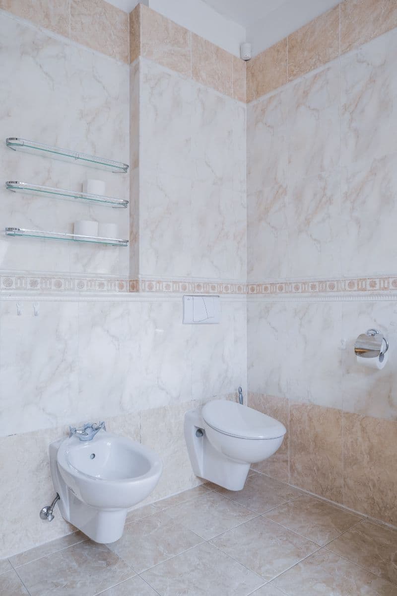 4 bedroom with open-plan kitchen flat for sale, 145 m², Strojnická, Prague, Prague 4 bedroom with open-plan kitchen flat for sale, 145 m², Strojnická, Prague, Prague