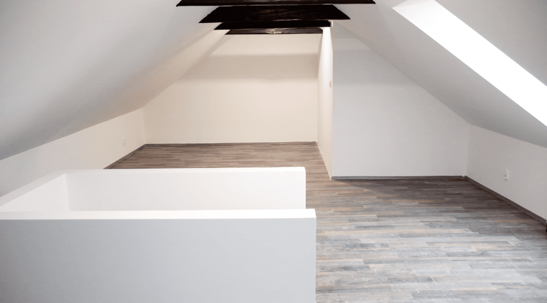 1 bedroom with open-plan kitchen flat to rent, 115 m², Růžová, Liberec, Liberecký Region 1 bedroom with open-plan kitchen flat to rent, 115 m², Růžová, Liberec, Liberecký Region