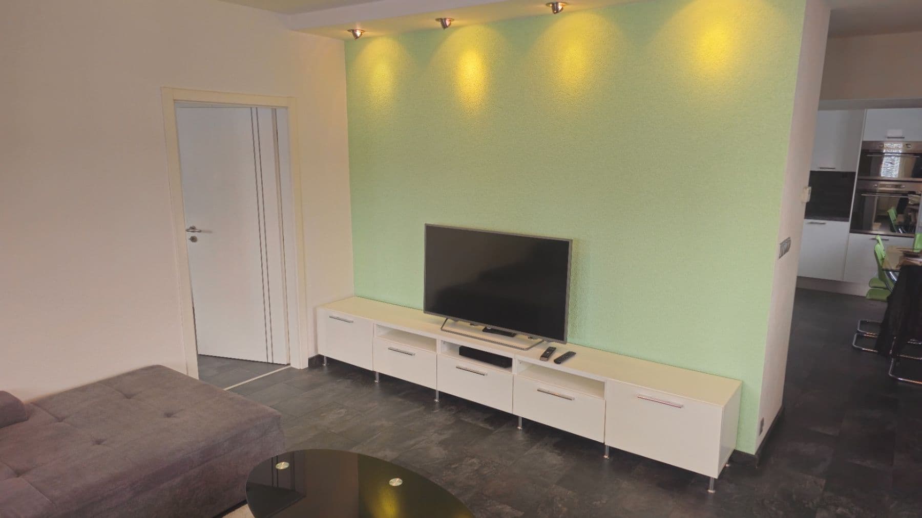 2 bedroom flat to rent, 55 m², Gaštanová, Bratislava - mestská časť Staré Mesto, Bratislavský Region 2 bedroom flat to rent, 55 m², Gaštanová, Bratislava - mestská časť Staré Mesto, Bratislavský Region