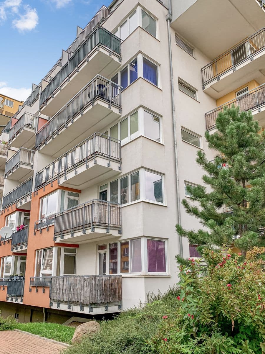 1 bedroom with open-plan kitchen flat for sale, 54 m², Pod Harfou, Prague, Prague 1 bedroom with open-plan kitchen flat for sale, 54 m², Pod Harfou, Prague, Prague