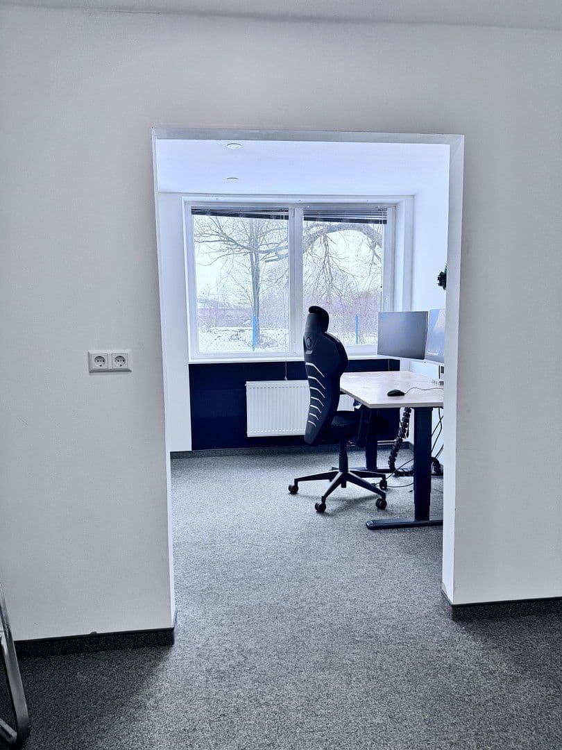 non-residential property to rent, 183 m², Thiendorf, Saxony non-residential property to rent, 183 m², Thiendorf, Saxony