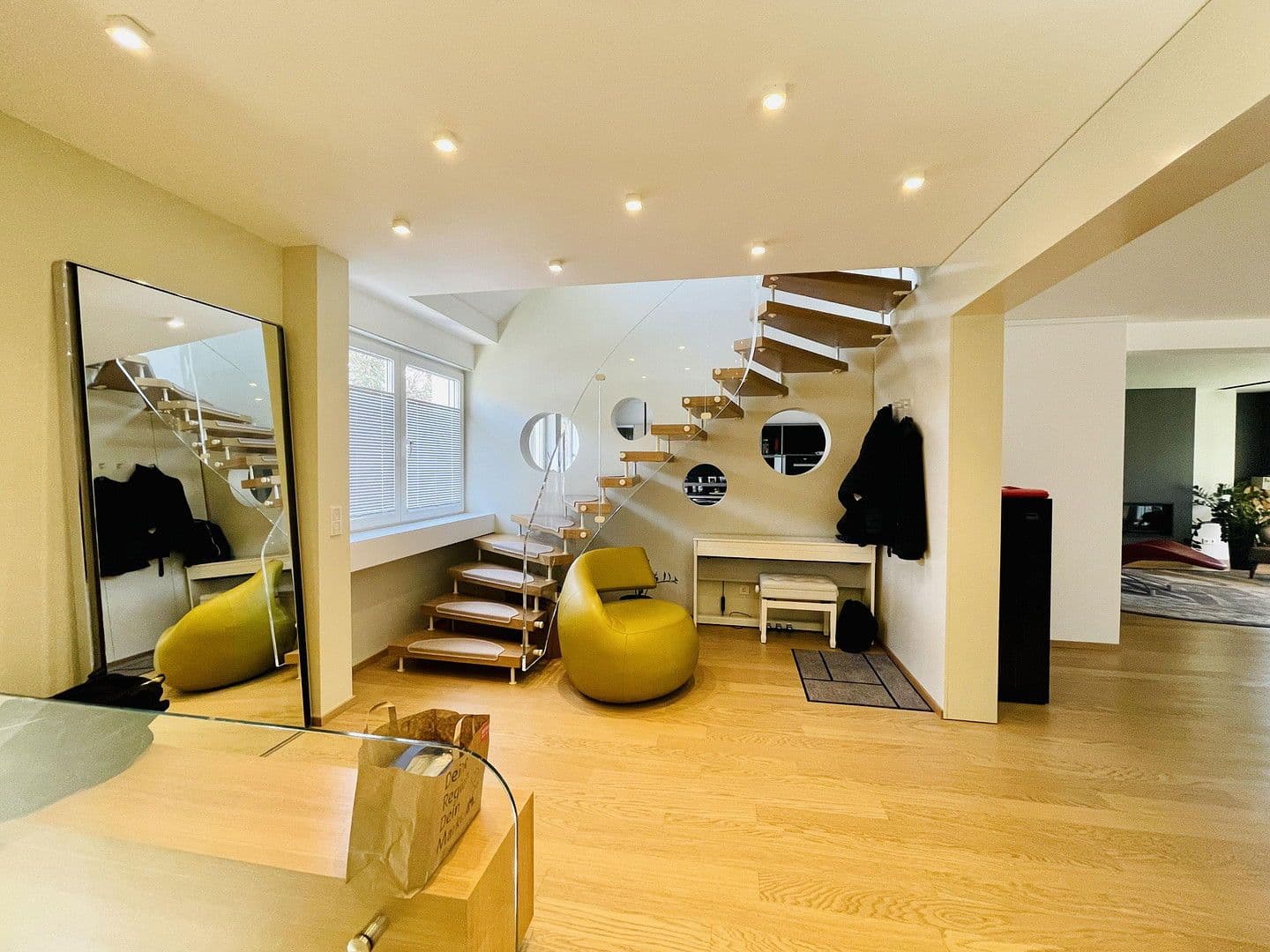 5 bedroom flat to rent, 224 m², Düsseldorf, North Rhine-Westphalia 5 bedroom flat to rent, 224 m², Düsseldorf, North Rhine-Westphalia