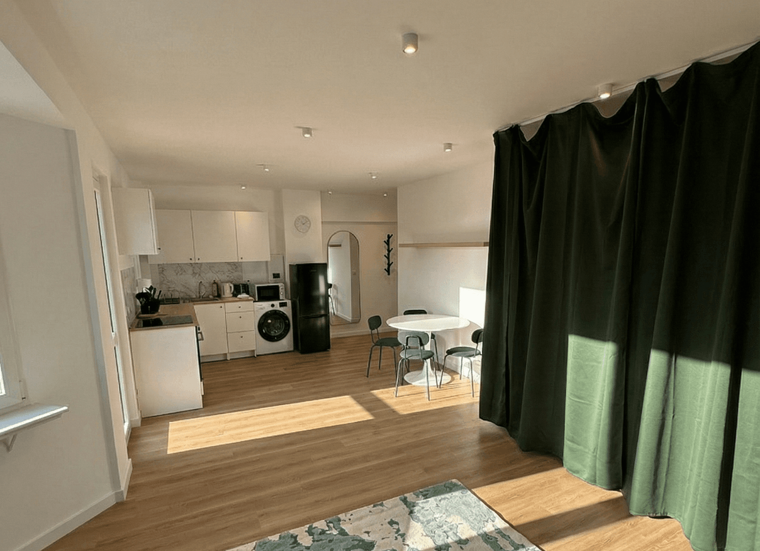 Studio flat to rent, 41 m², Luisenstraße 45, Düsseldorf, North Rhine-Westphalia Studio flat to rent, 41 m², Luisenstraße 45, Düsseldorf, North Rhine-Westphalia