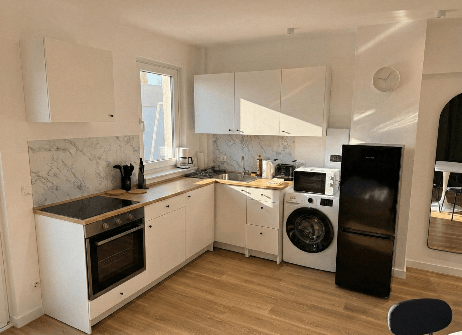 Studio flat to rent, 41 m², Luisenstraße 45, Düsseldorf, North Rhine-Westphalia Studio flat to rent, 41 m², Luisenstraße 45, Düsseldorf, North Rhine-Westphalia