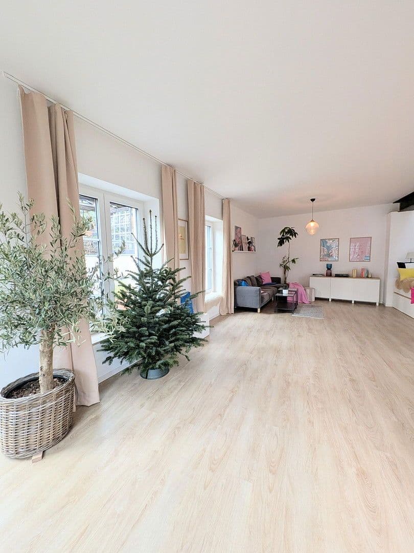 house for sale, 261 m², Oberfrohnaer Str. 135, Chemnitz, Saxony house for sale, 261 m², Oberfrohnaer Str. 135, Chemnitz, Saxony