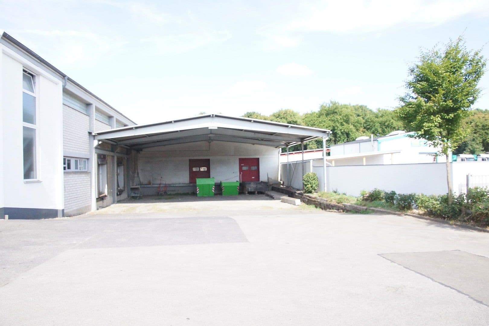 non-residential property to rent, 919 m², Hafelsstraße 205 / Ennsstraße 21, Krefeld, North Rhine-Westphalia non-residential property to rent, 919 m², Hafelsstraße 205 / Ennsstraße 21, Krefeld, North Rhine-Westphalia