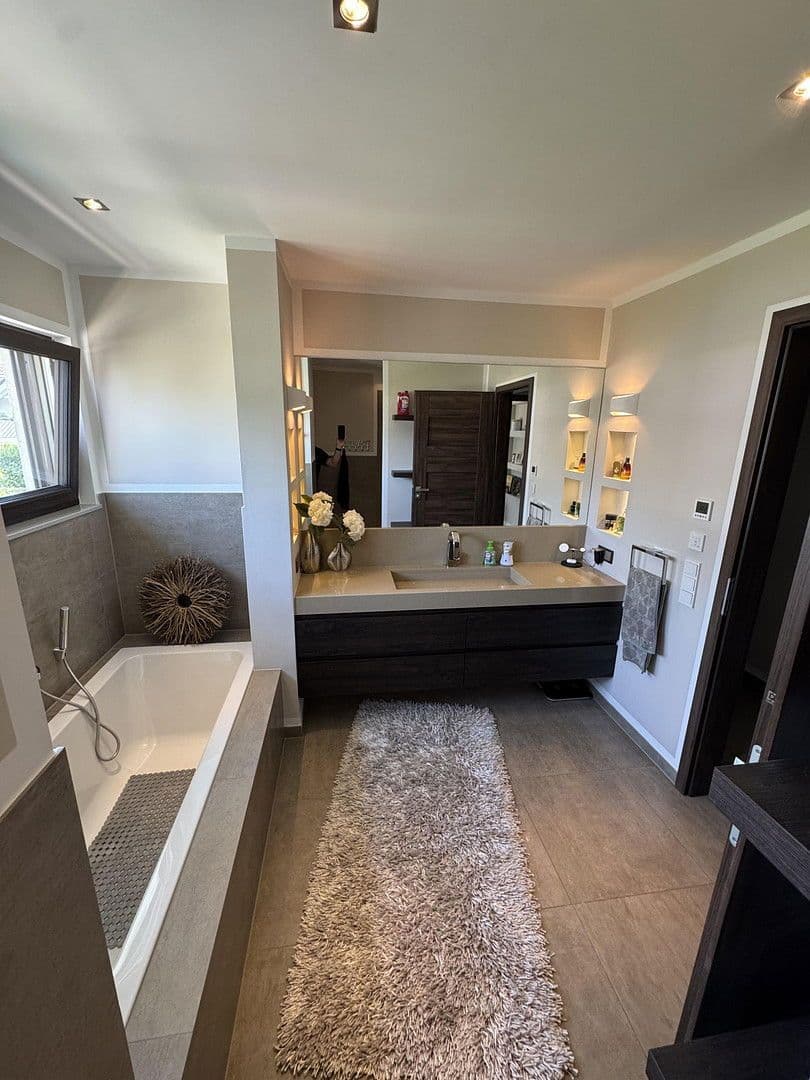 house for sale, 240 m², Rösrath, North Rhine-Westphalia house for sale, 240 m², Rösrath, North Rhine-Westphalia