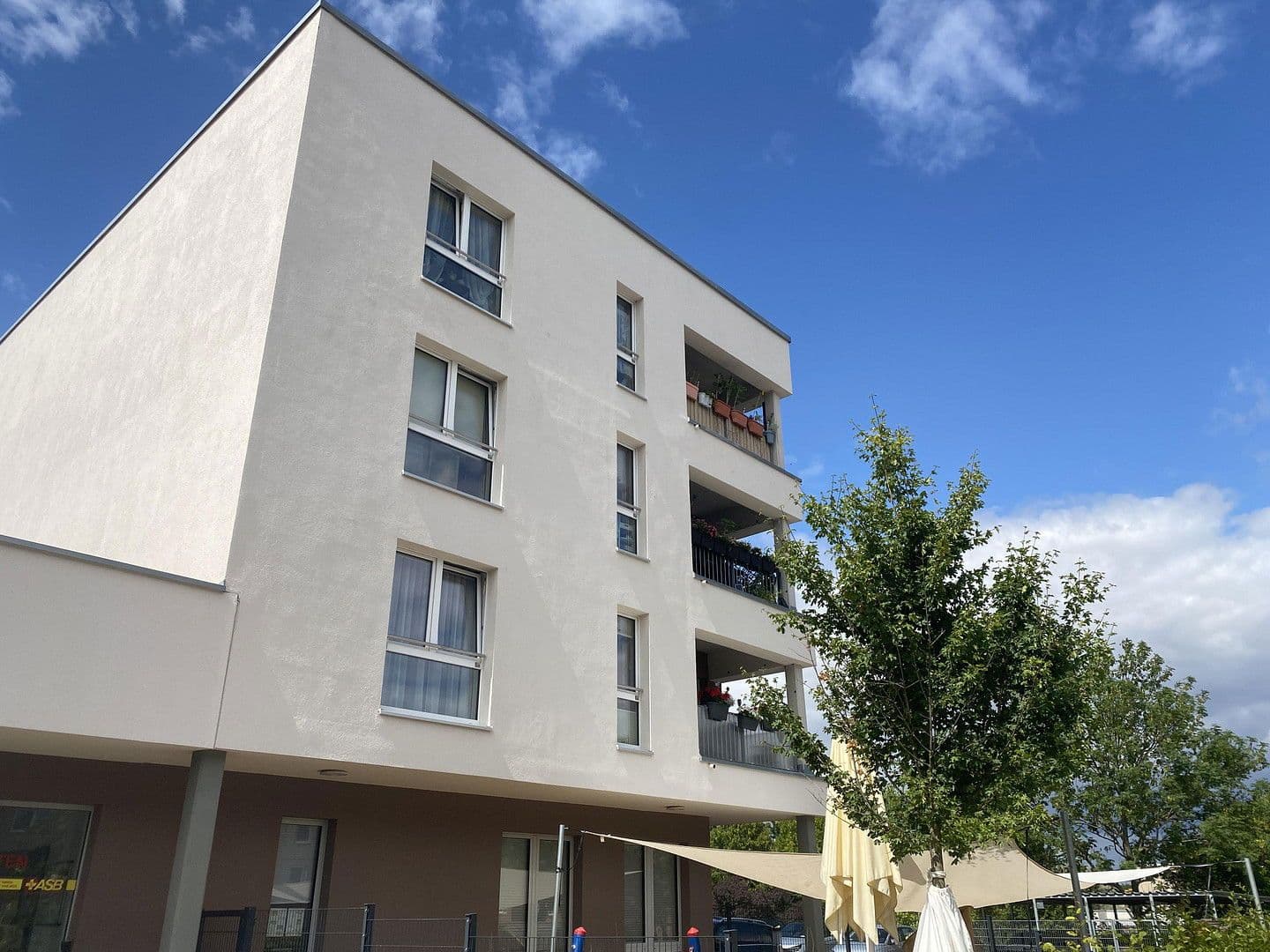 2 bedroom flat to rent, 93 m², Ernst Haeckel Straße 17-18, Erfurt, Thuringia 2 bedroom flat to rent, 93 m², Ernst Haeckel Straße 17-18, Erfurt, Thuringia