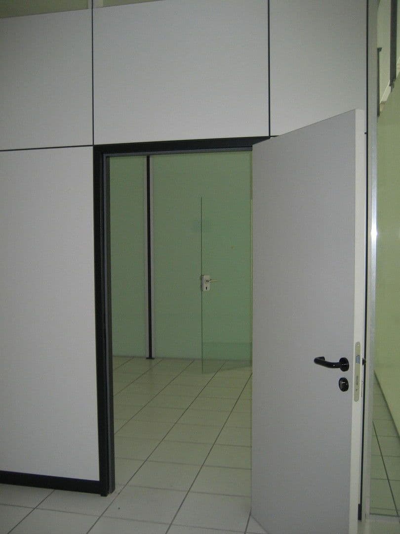 non-residential property for sale, 1,578 m², Altenaer Straße 34, Lüdenscheid, North Rhine-Westphalia non-residential property for sale, 1,578 m², Altenaer Straße 34, Lüdenscheid, North Rhine-Westphalia