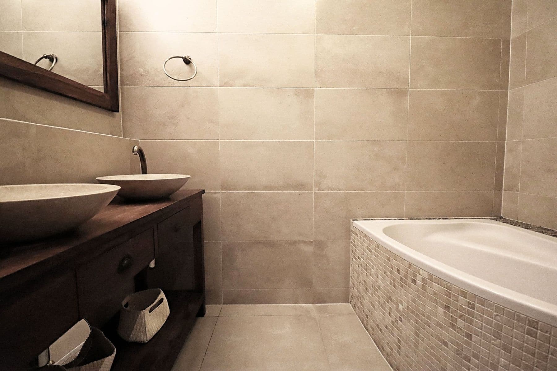 2 bedroom with open-plan kitchen flat to rent, 80 m², Pernerova, Prague, Prague 2 bedroom with open-plan kitchen flat to rent, 80 m², Pernerova, Prague, Prague