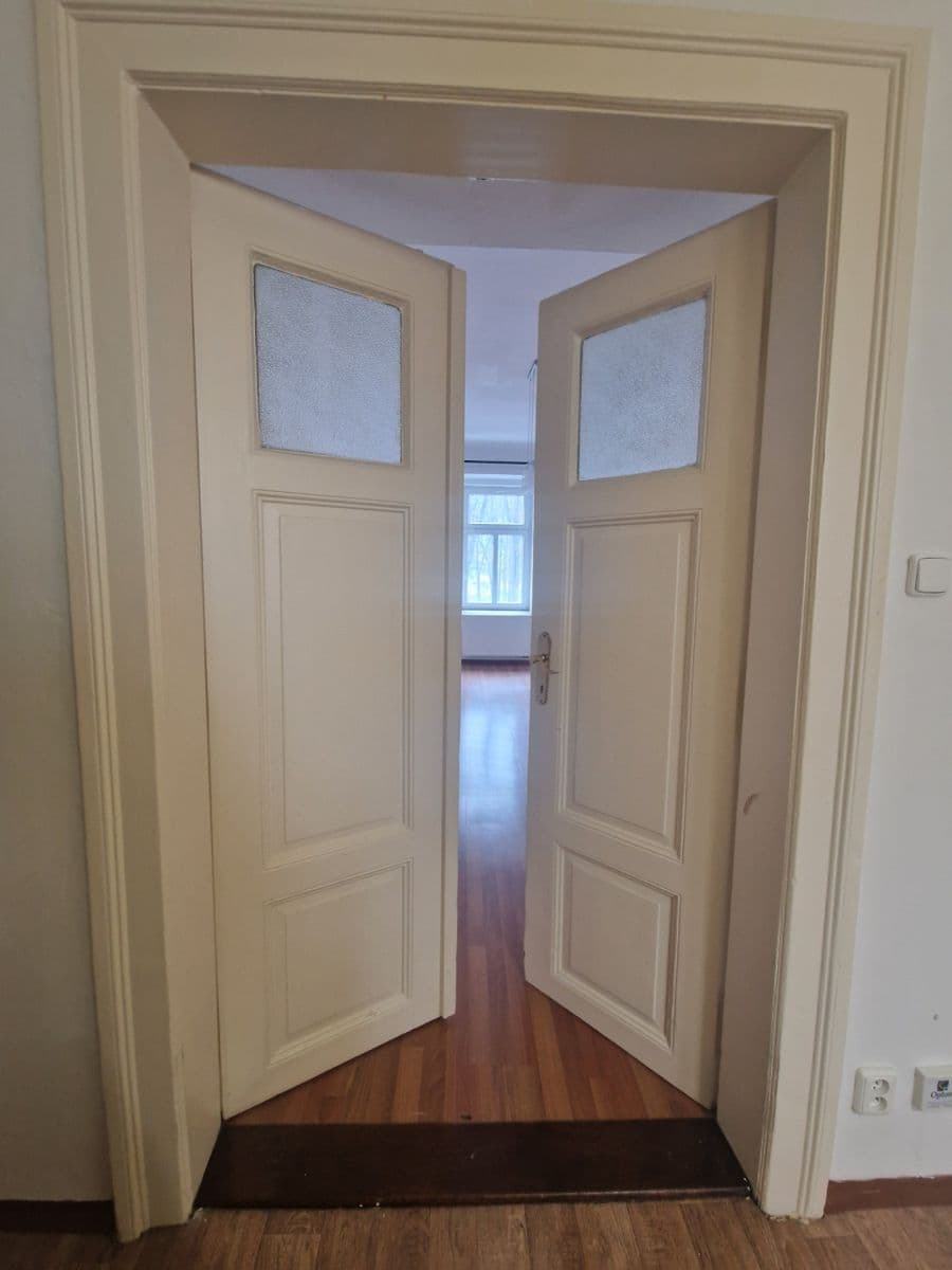 2 bedroom flat to rent, 57 m², Plzeňská, Prague, Prague 2 bedroom flat to rent, 57 m², Plzeňská, Prague, Prague