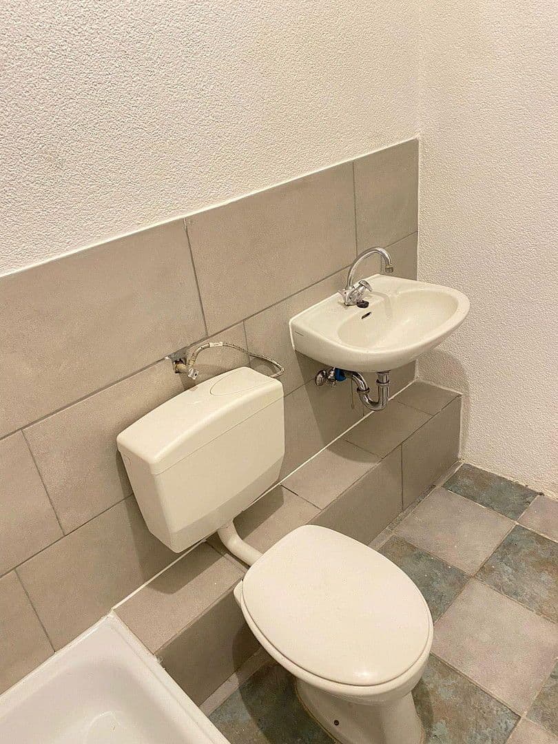 2 bedroom flat to rent, 60 m², Schiffweilerstrasse 33, Ottweiler, Saarland 2 bedroom flat to rent, 60 m², Schiffweilerstrasse 33, Ottweiler, Saarland