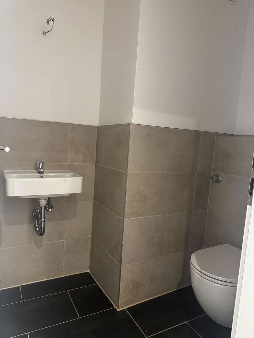 2 bedroom with open-plan kitchen flat to rent, 97 m², Bleicherweg 1, Hilden, North Rhine-Westphalia 2 bedroom with open-plan kitchen flat to rent, 97 m², Bleicherweg 1, Hilden, North Rhine-Westphalia