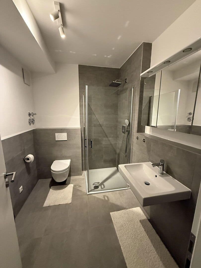 Studio flat to rent, 48 m², Schwalbacher Straße 47, Frankfurt, Hesse Studio flat to rent, 48 m², Schwalbacher Straße 47, Frankfurt, Hesse