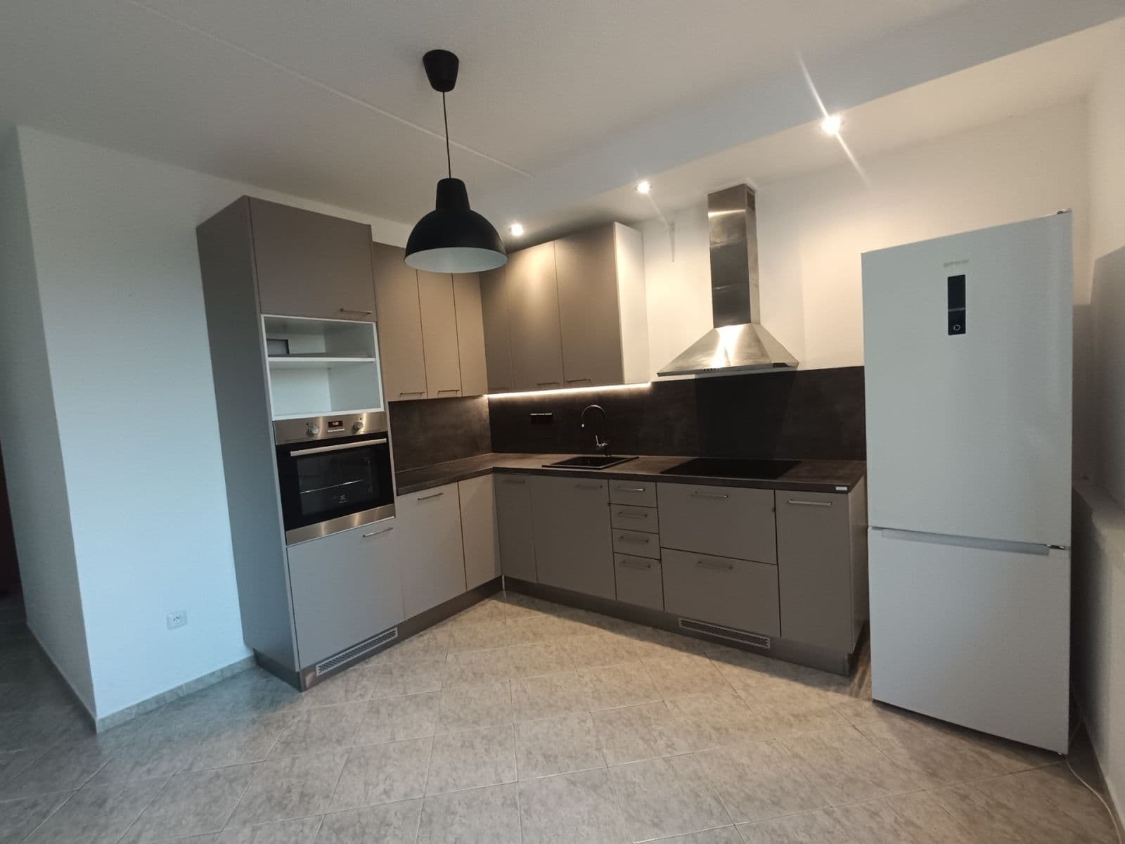 3 bedroom flat for sale, 64 m², Táborská, Pelhřimov, Vysočina Region 3 bedroom flat for sale, 64 m², Táborská, Pelhřimov, Vysočina Region