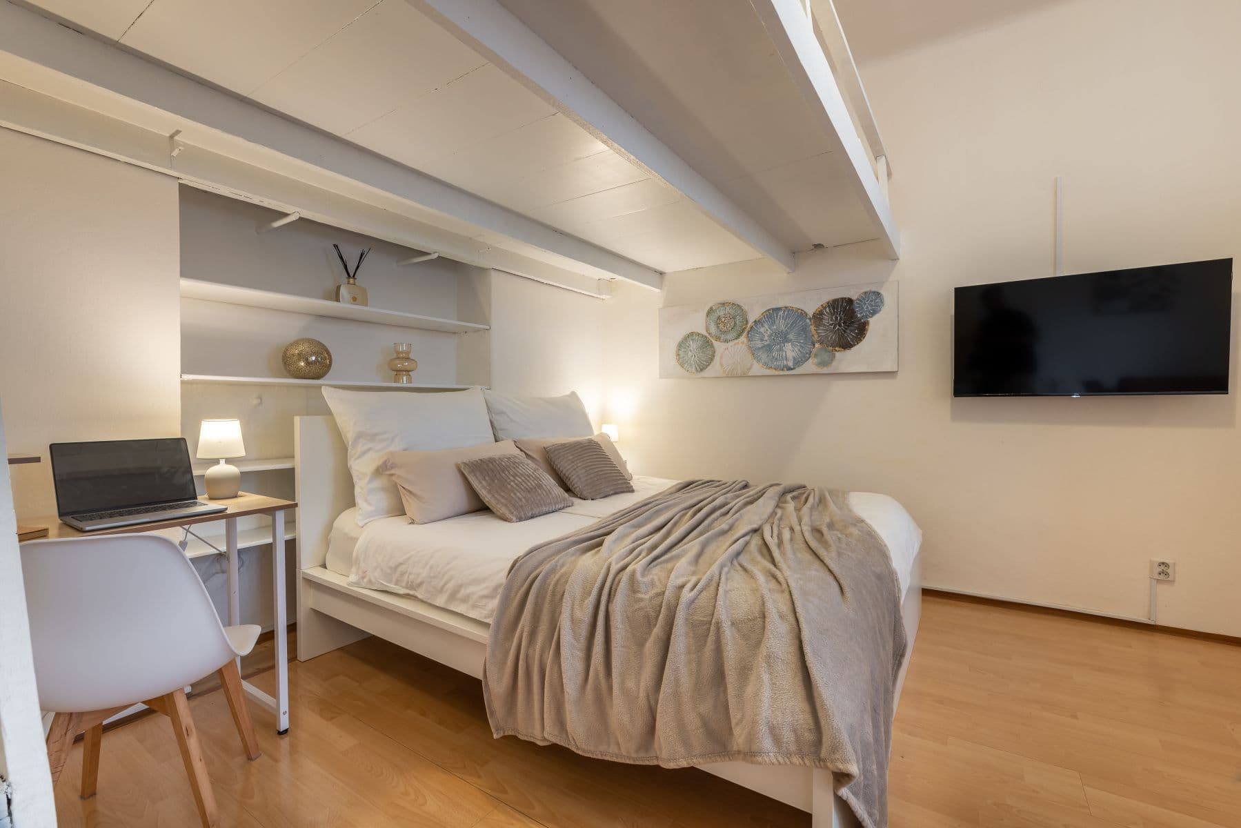 flat to rent, 37 m², U Parního mlýna, Prague, Prague flat to rent, 37 m², U Parního mlýna, Prague, Prague