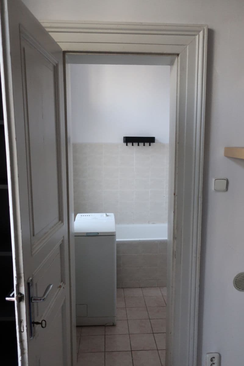 Small studio flat to rent, 16 m², Široká, Prague, Prague Small studio flat to rent, 16 m², Široká, Prague, Prague