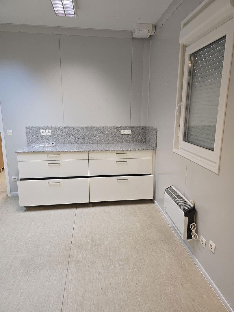 office for sale, 135 m², Michelau in Oberfranken, Bavaria office for sale, 135 m², Michelau in Oberfranken, Bavaria