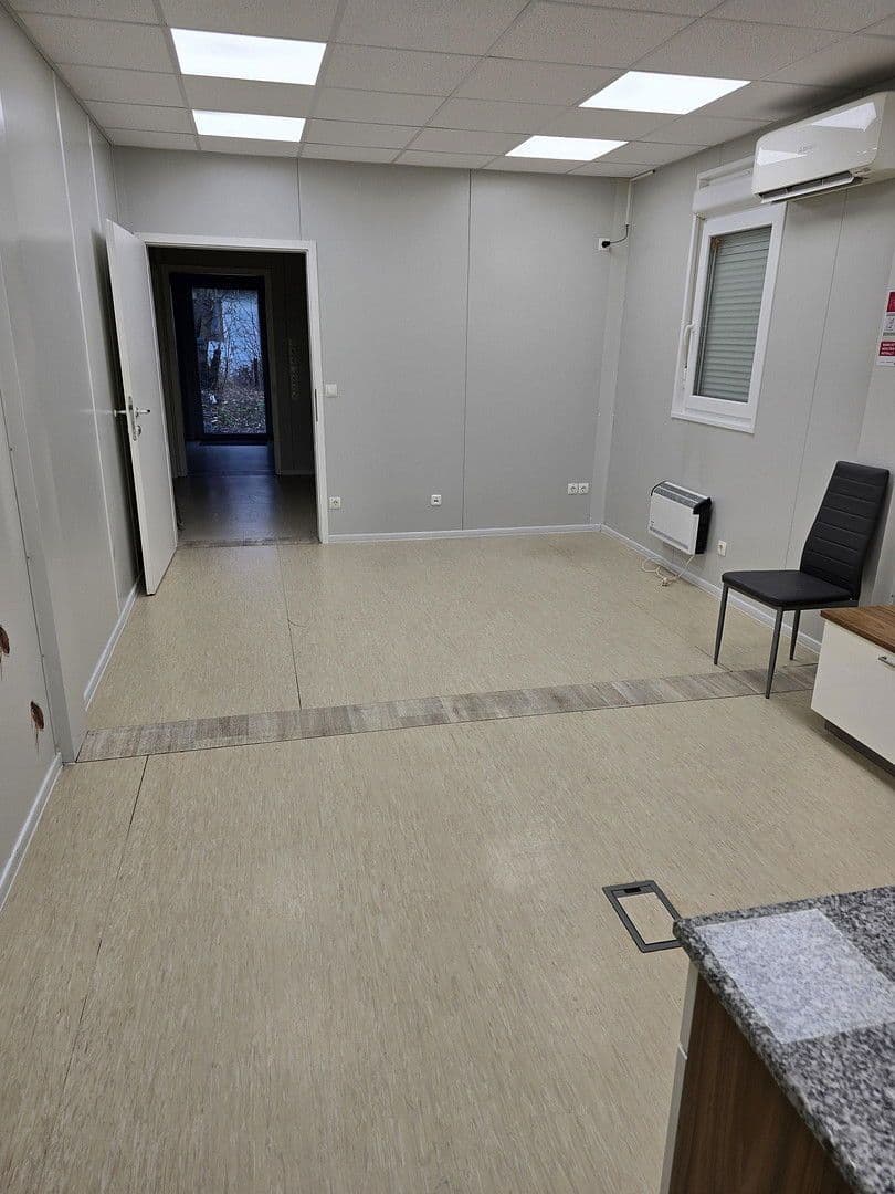 office for sale, 135 m², Michelau in Oberfranken, Bavaria office for sale, 135 m², Michelau in Oberfranken, Bavaria