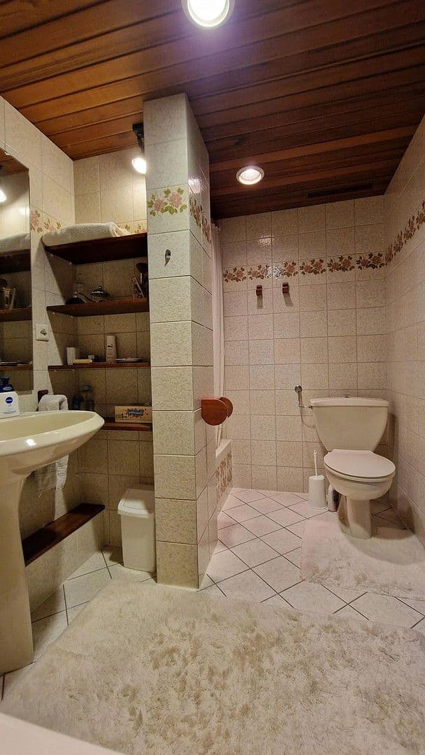 house for sale, 194 m², Königswinter, North Rhine-Westphalia house for sale, 194 m², Königswinter, North Rhine-Westphalia