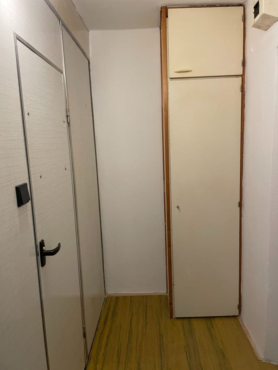 Studio flat for sale, 36 m², Lidická, Pardubice, Pardubický Region Studio flat for sale, 36 m², Lidická, Pardubice, Pardubický Region