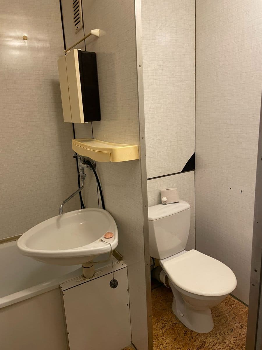 Studio flat for sale, 36 m², Lidická, Pardubice, Pardubický Region Studio flat for sale, 36 m², Lidická, Pardubice, Pardubický Region