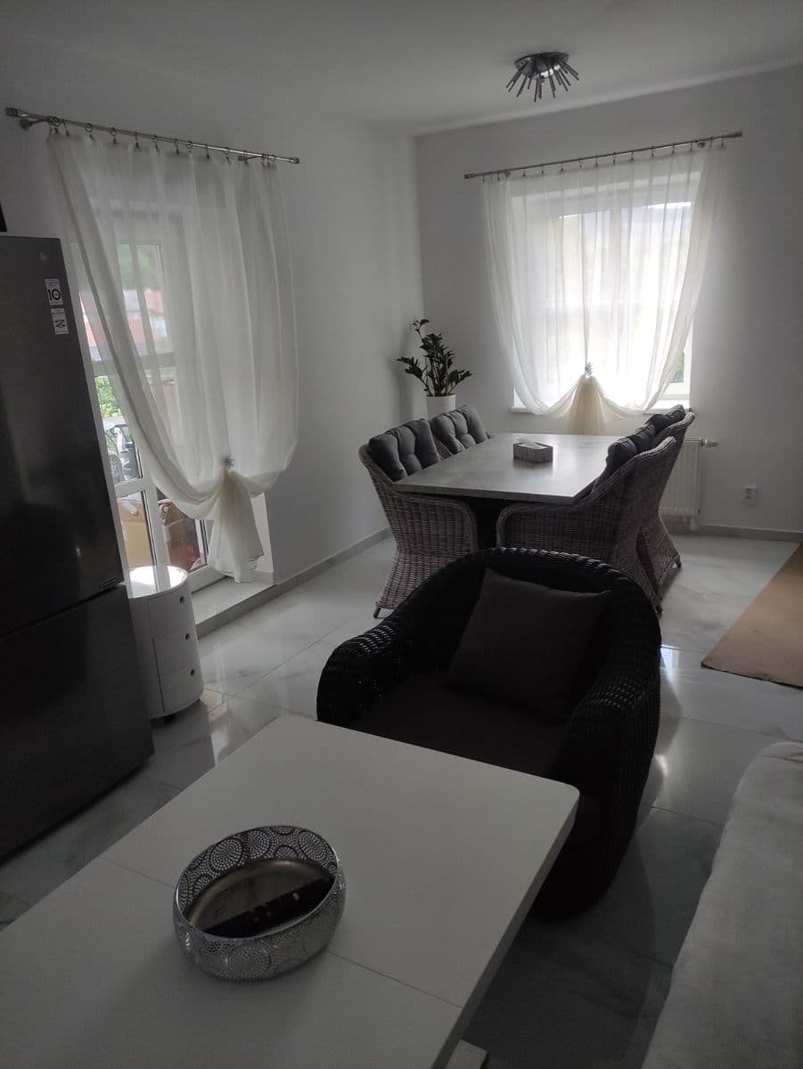 2 bedroom with open-plan kitchen flat for sale, 49 m², 00819, Velemín, Ústecký Region 2 bedroom with open-plan kitchen flat for sale, 49 m², 00819, Velemín, Ústecký Region