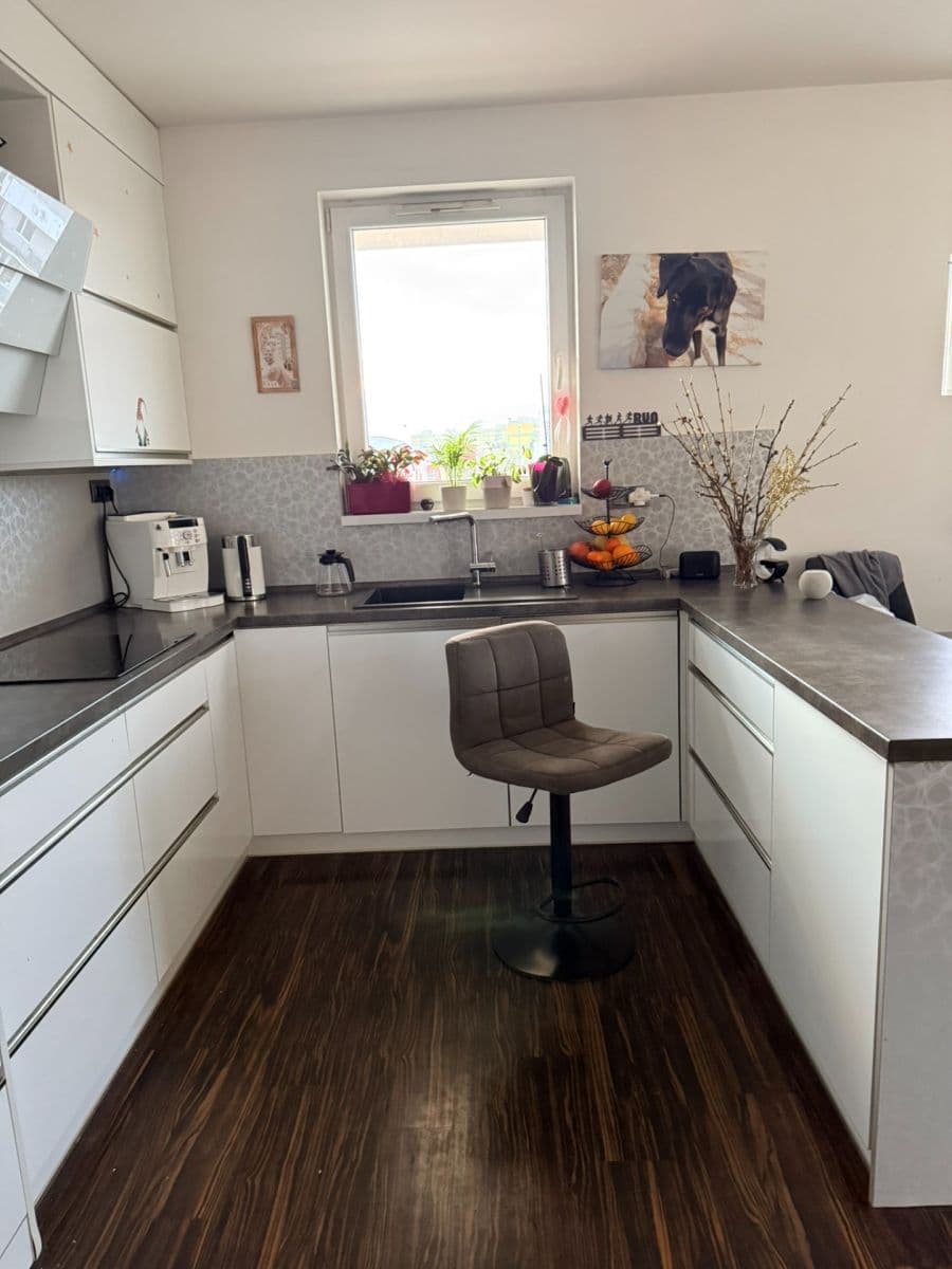 2 bedroom with open-plan kitchen flat to rent, 67 m², Jurkovičova, Prague, Prague 2 bedroom with open-plan kitchen flat to rent, 67 m², Jurkovičova, Prague, Prague