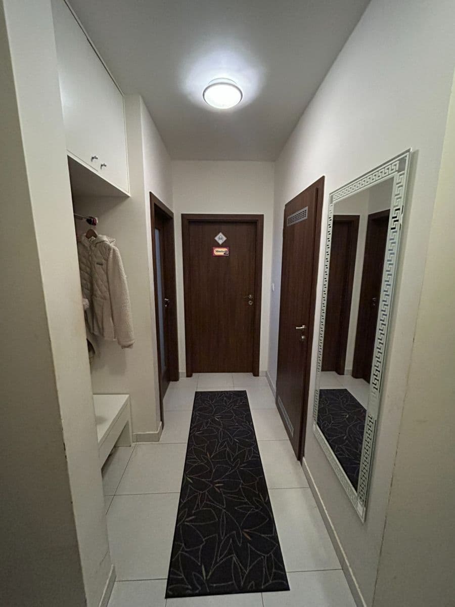 2 bedroom with open-plan kitchen flat to rent, 67 m², Jurkovičova, Prague, Prague 2 bedroom with open-plan kitchen flat to rent, 67 m², Jurkovičova, Prague, Prague