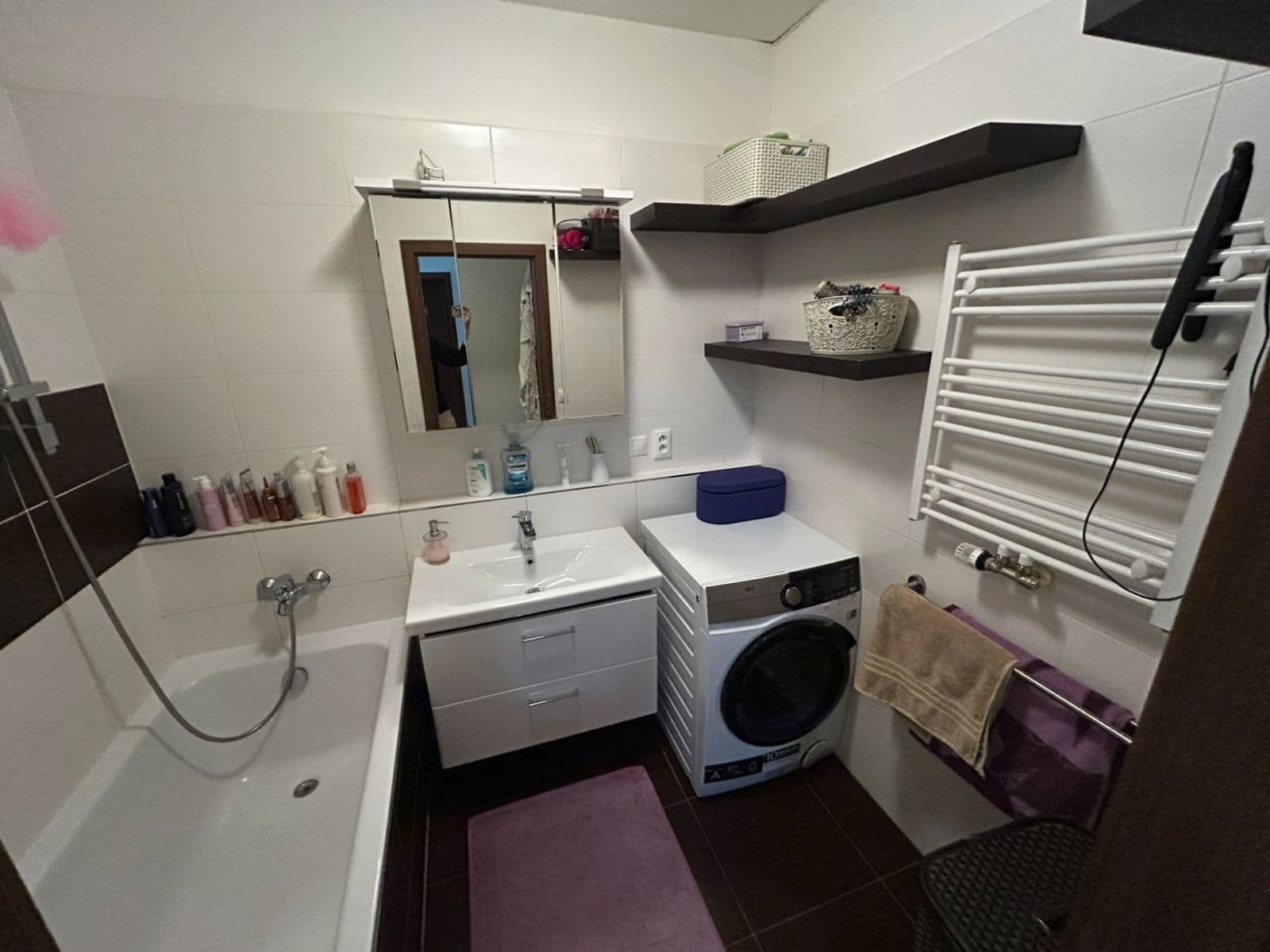 2 bedroom with open-plan kitchen flat to rent, 67 m², Jurkovičova, Prague, Prague 2 bedroom with open-plan kitchen flat to rent, 67 m², Jurkovičova, Prague, Prague