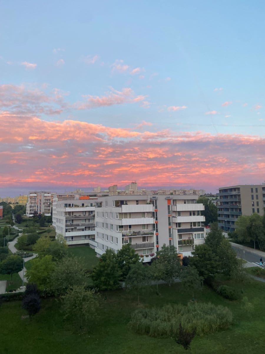 2 bedroom with open-plan kitchen flat to rent, 67 m², Jurkovičova, Prague, Prague 2 bedroom with open-plan kitchen flat to rent, 67 m², Jurkovičova, Prague, Prague