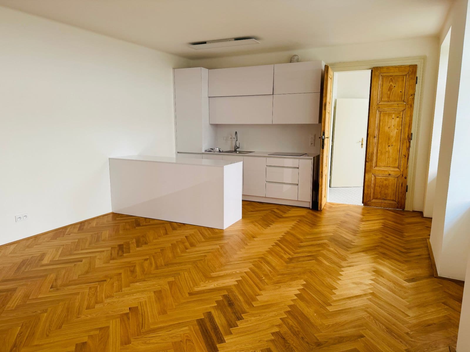 1 bedroom with open-plan kitchen flat to rent, 57 m², Pekařská, Brno, Jihomoravský Region 1 bedroom with open-plan kitchen flat to rent, 57 m², Pekařská, Brno, Jihomoravský Region