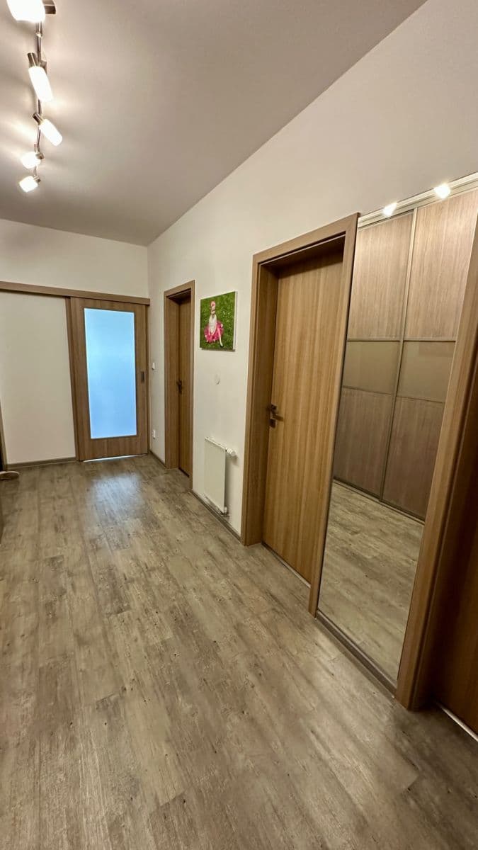 2 bedroom with open-plan kitchen flat for sale, 75 m², Peškova, Olomouc, Olomoucký Region 2 bedroom with open-plan kitchen flat for sale, 75 m², Peškova, Olomouc, Olomoucký Region