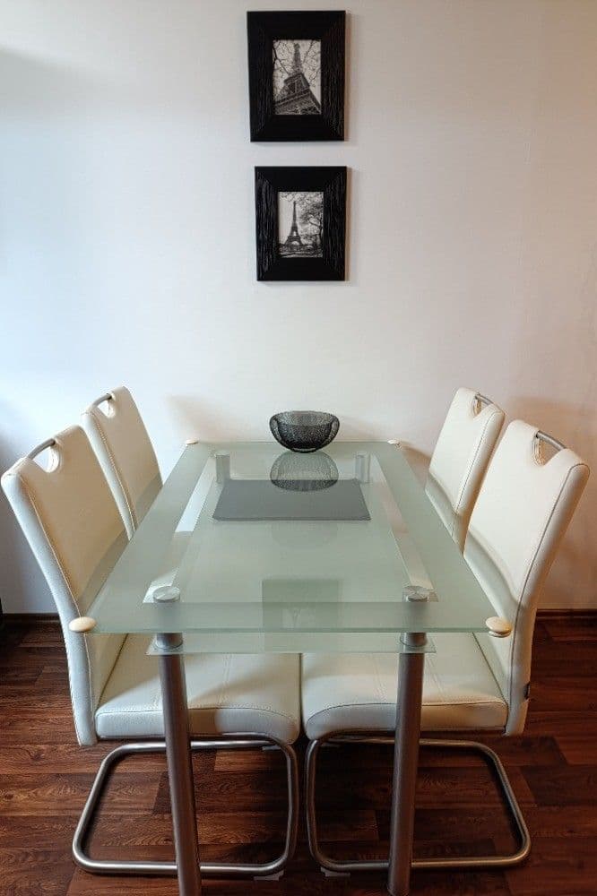 1 bedroom with open-plan kitchen flat to rent, 46 m², Dědinova, Prague, Prague 1 bedroom with open-plan kitchen flat to rent, 46 m², Dědinova, Prague, Prague