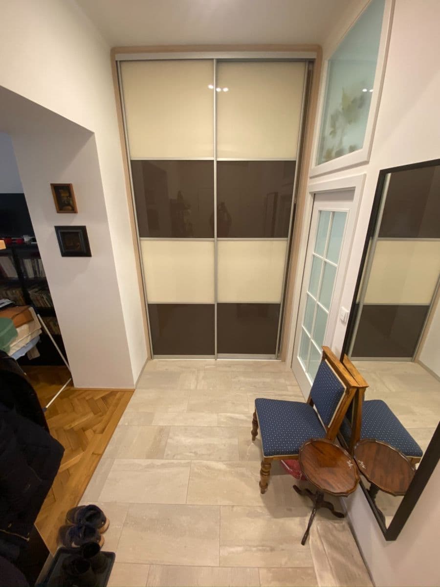 2 bedroom flat for sale, 56 m², Všehrdova, Prague, Prague 2 bedroom flat for sale, 56 m², Všehrdova, Prague, Prague