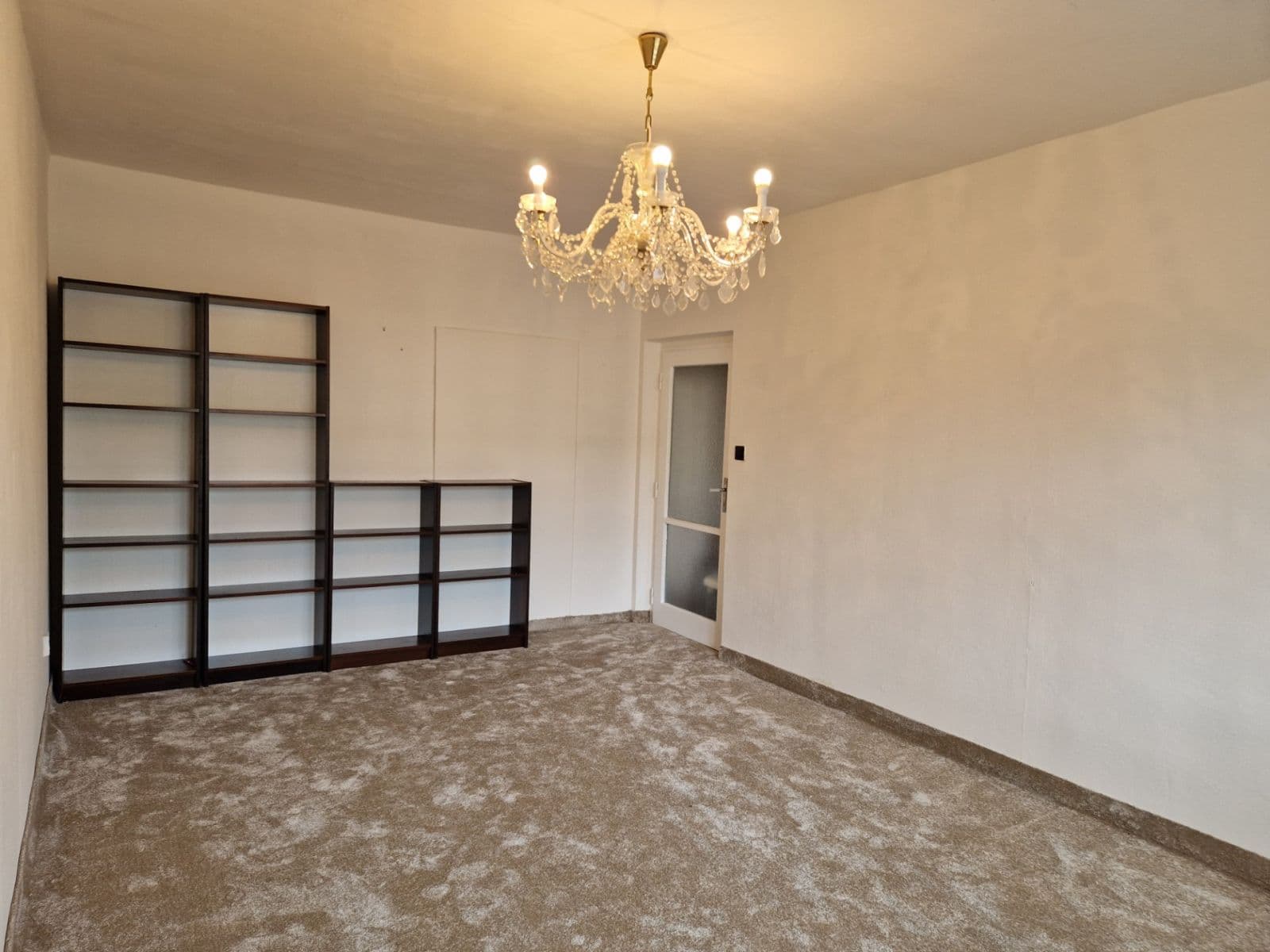 2 bedroom flat to rent, 56 m², Na Petřinách, Prague, Prague 2 bedroom flat to rent, 56 m², Na Petřinách, Prague, Prague