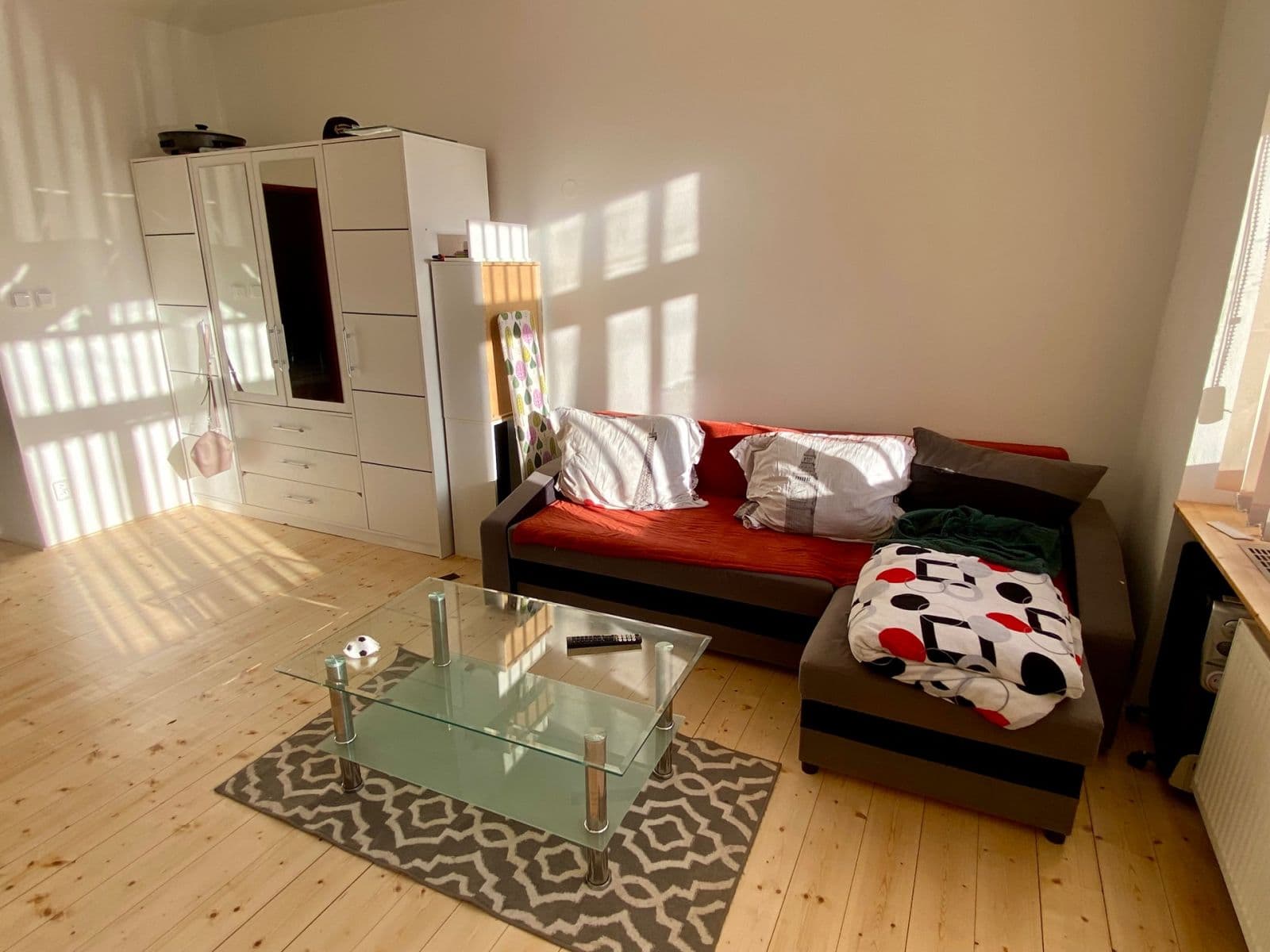 2 bedroom flat to rent, 55 m², Husova, Zlonice, Středočeský Region 2 bedroom flat to rent, 55 m², Husova, Zlonice, Středočeský Region