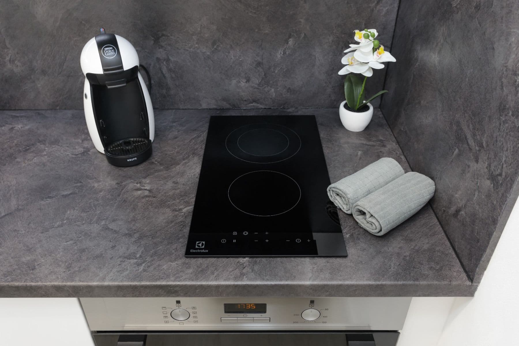 1 bedroom with open-plan kitchen flat to rent, 46 m², Markušova, Prague, Prague 1 bedroom with open-plan kitchen flat to rent, 46 m², Markušova, Prague, Prague