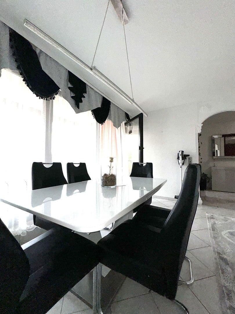 4 bedroom flat for sale, 110 m², Wiesbaden, Hesse 4 bedroom flat for sale, 110 m², Wiesbaden, Hesse