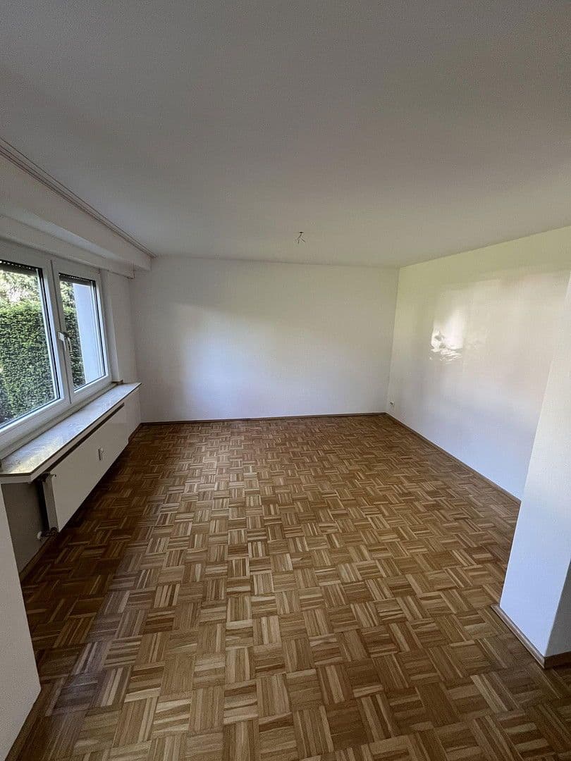 1 bedroom with open-plan kitchen flat to rent, 63 m², Essen, North Rhine-Westphalia 1 bedroom with open-plan kitchen flat to rent, 63 m², Essen, North Rhine-Westphalia