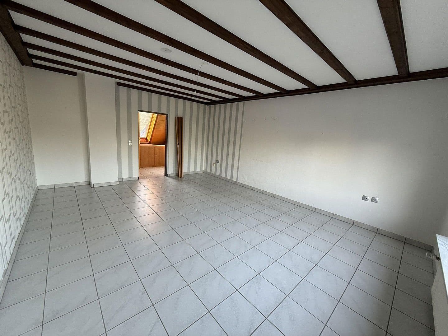 house for sale, 152 m², Niersenbruchstraße 94, Kamp-Lintfort, North Rhine-Westphalia house for sale, 152 m², Niersenbruchstraße 94, Kamp-Lintfort, North Rhine-Westphalia