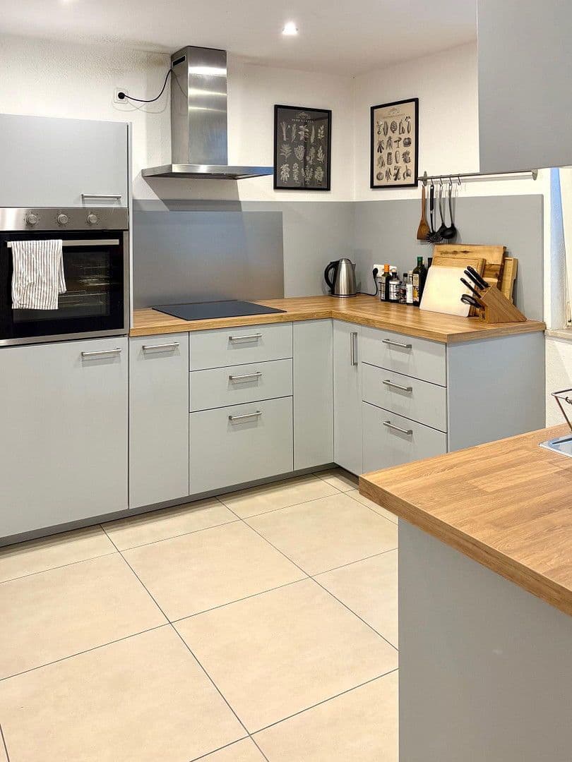 3 bedroom flat to rent, 70 m², Bockenheimerlandstrasse 83, Frankfurt, Hesse 3 bedroom flat to rent, 70 m², Bockenheimerlandstrasse 83, Frankfurt, Hesse