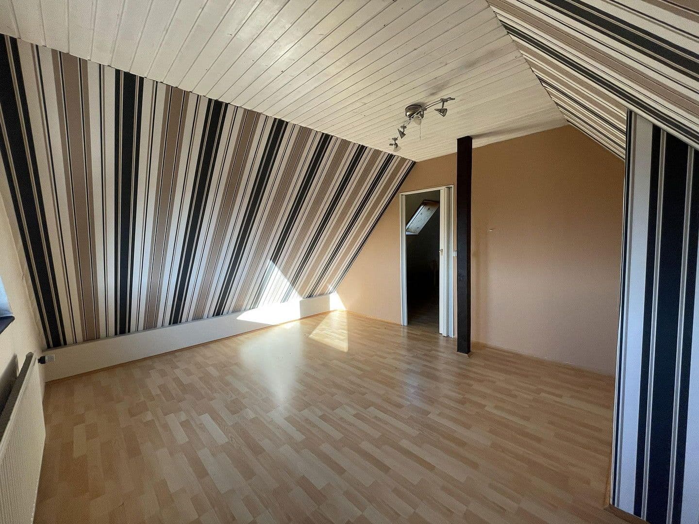 5 bedroom flat for sale, 149 m², Am Gemeindeweiher 9, Herzogenaurach, Bavaria 5 bedroom flat for sale, 149 m², Am Gemeindeweiher 9, Herzogenaurach, Bavaria