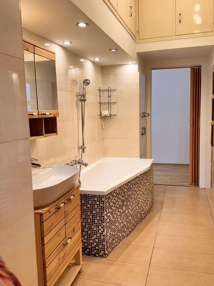 1 bedroom with open-plan kitchen flat for sale, 68 m², Reichenbachstraße 5, Bad Reichenhall, Bavaria 1 bedroom with open-plan kitchen flat for sale, 68 m², Reichenbachstraße 5, Bad Reichenhall, Bavaria