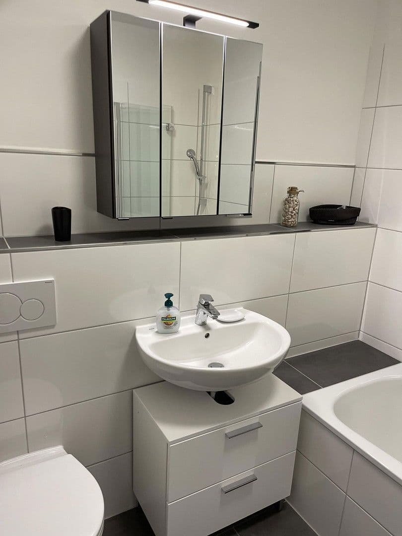 2 bedroom flat to rent, 54 m², Rauenthaler Straße 11A, Wiesbaden, Hesse 2 bedroom flat to rent, 54 m², Rauenthaler Straße 11A, Wiesbaden, Hesse