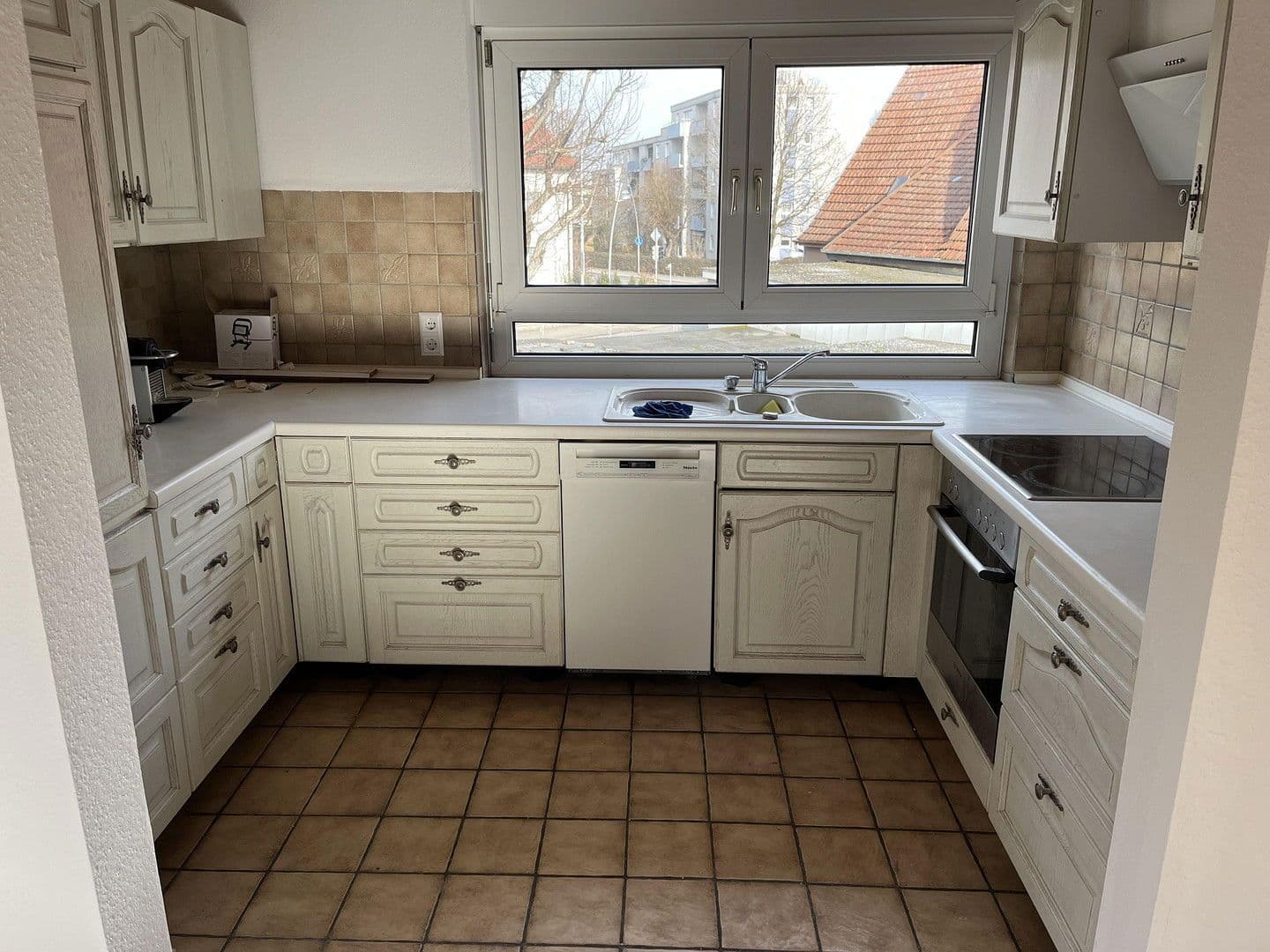 5 bedroom flat to rent, 100 m², Tamm, Baden-Württemberg 5 bedroom flat to rent, 100 m², Tamm, Baden-Württemberg