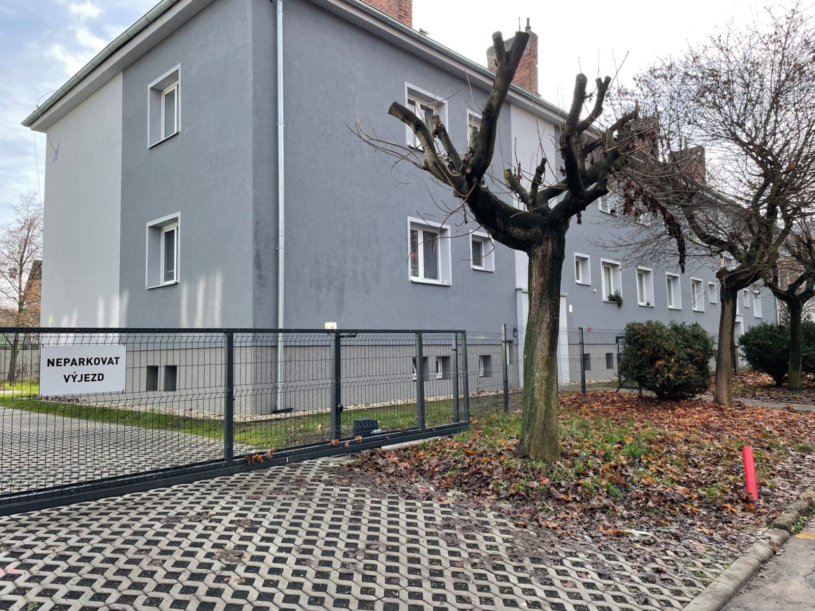 2 bedroom with open-plan kitchen flat to rent, 60 m², SNP, Chomutov, Ústecký Region 2 bedroom with open-plan kitchen flat to rent, 60 m², SNP, Chomutov, Ústecký Region