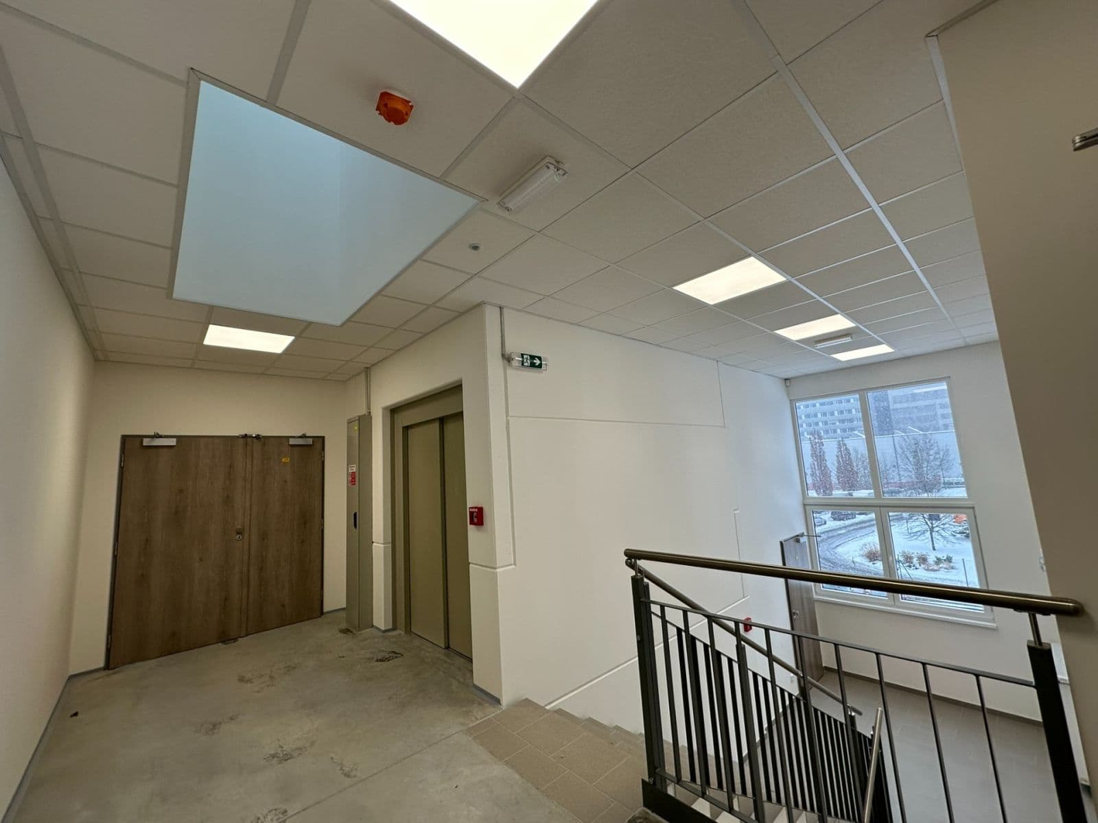 non-residential property to rent, 2,400 m², K Pérovně, Prague, Prague non-residential property to rent, 2,400 m², K Pérovně, Prague, Prague