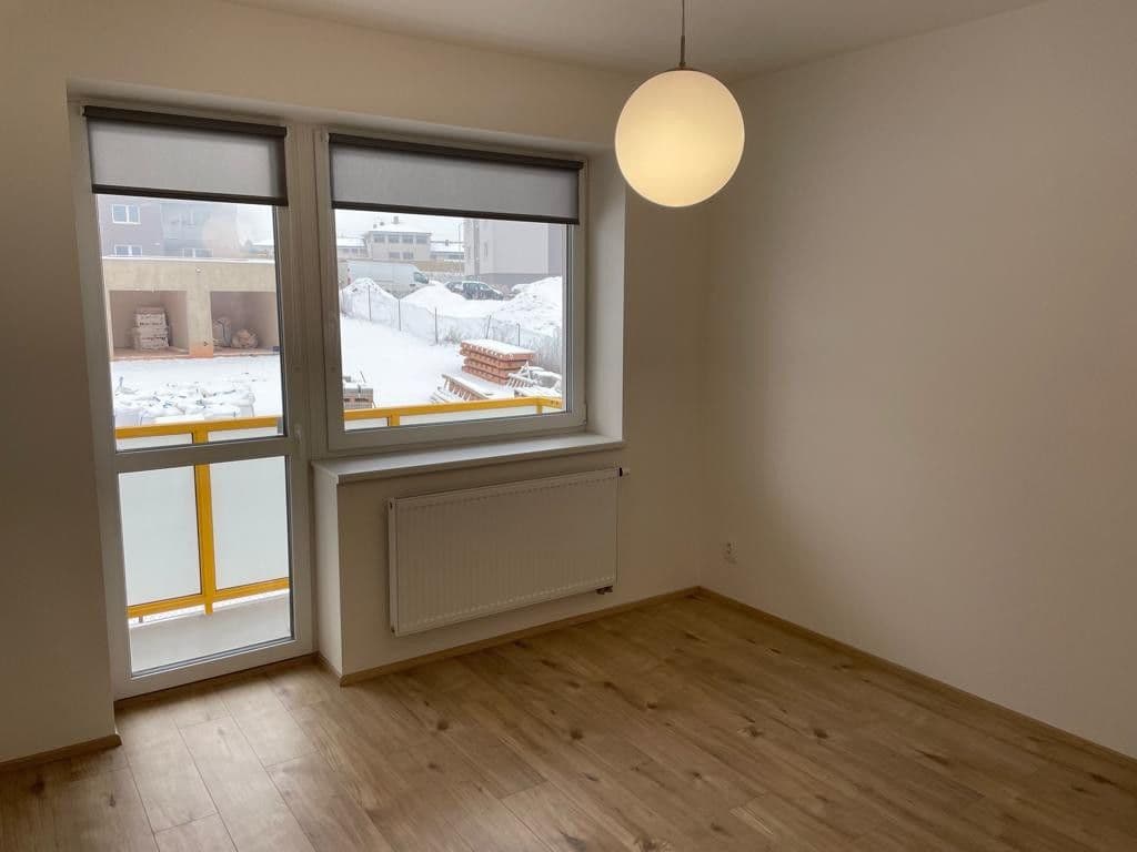 1 bedroom with open-plan kitchen flat to rent, 48 m², Maru Špačkové, Rakovník, Středočeský Region 1 bedroom with open-plan kitchen flat to rent, 48 m², Maru Špačkové, Rakovník, Středočeský Region